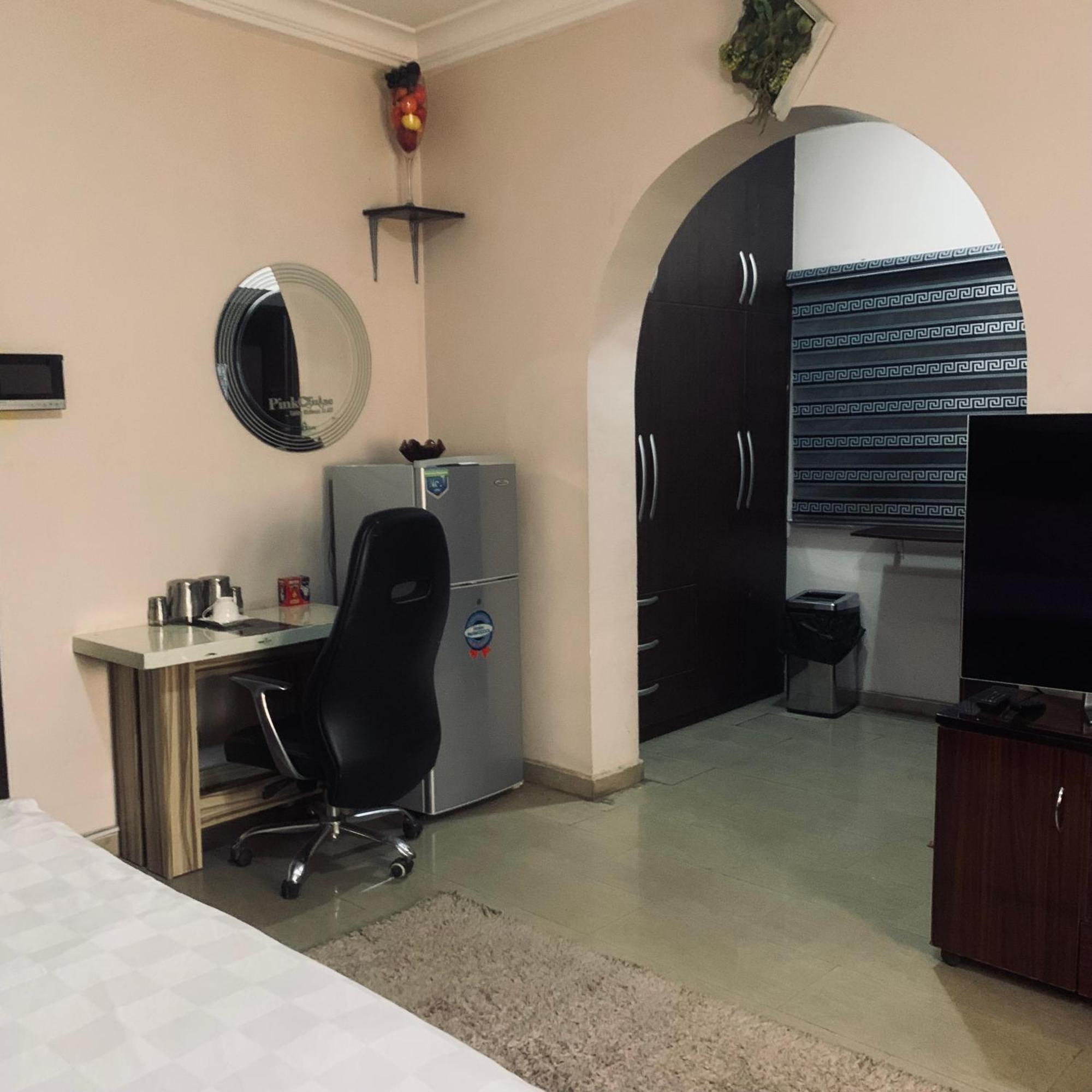 Health Plaza Abuja公寓式酒店 外观 照片